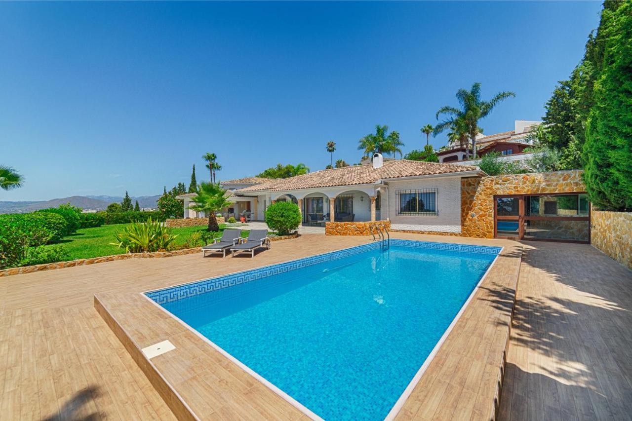 Santa Fe de los Boliches Villa Mimosa Sleeps 8 With Heated Pool מראה חיצוני תמונה